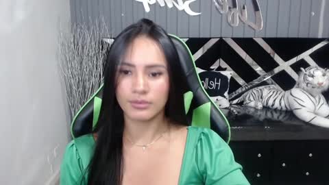 Snapshot of allisson_a chatting on February 7, 2025, 3:23 am Allisson online show from February 7, 2025, 3:23 am