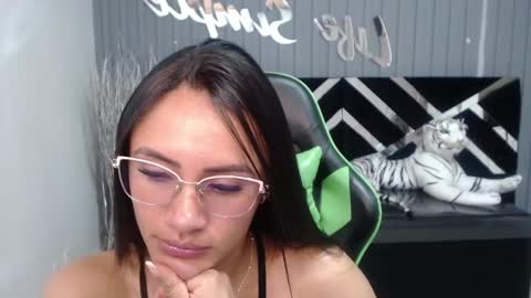 Snapshot of allisson_a chatting on February 25, 2025, 9:42 am Allisson online show from February 25, 2025, 9:42 am