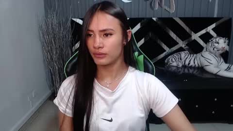 Snapshot of allisson_a chatting on March 7, 2025, 3:40 am Allisson online show from March 7, 2025, 3:40 am