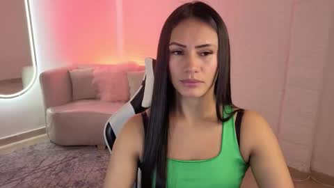 Snapshot of allisson_a chatting on November 13, 2025, 3:27 am Allisson online show from November 13, 2025, 3:27 am