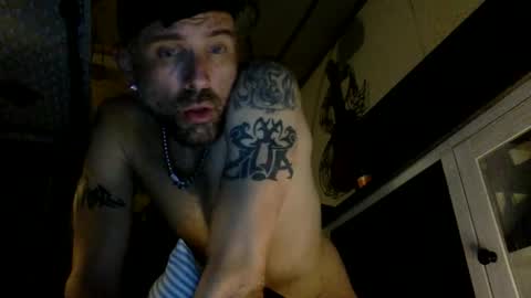 Snapshot of allitrunnin chatting on September 29, 2025, 6:07 am allitrunnin online show from September 29, 2025, 6:07 am