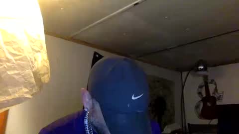 Snapshot of allitrunnin chatting on October 12, 2025, 8:46 am allitrunnin online show from October 12, 2025, 8:46 am