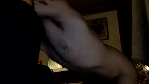 Snapshot of allitrunnin chatting on October 25, 2025, 7:16 am allitrunnin online show from October 25, 2025, 7:16 am