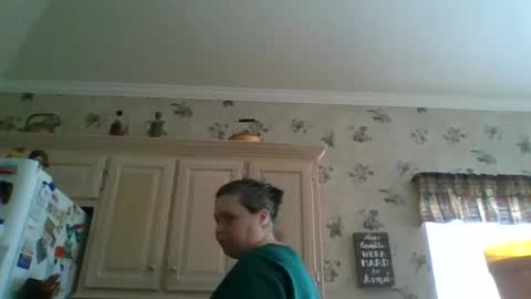 Snapshot of ally12334 chatting on October 27, 2025, 4:00 pm ally12334 online show from October 27, 2025, 4:00 pm