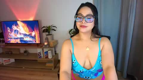 Snapshot of ally_riso chatting on November 25, 2025, 5:07 am Ally help me reach 100 satisfaid online show from November 25, 2025, 5:07 am