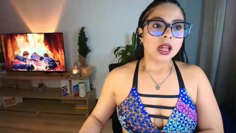 Snapshot of ally_riso chatting on November 26, 2025, 2:12 am Ally help me reach 100 satisfaid online show from November 26, 2025, 2:12 am