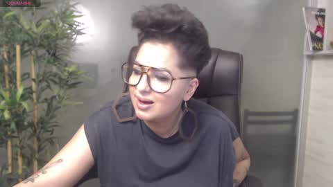         online show from January 11, 2025, 1:37 am