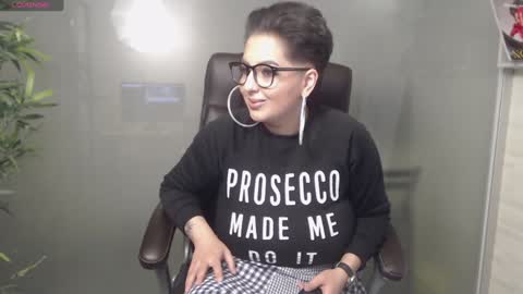         online show from January 23, 2025, 10:22 pm