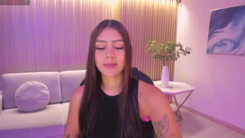 Snapshot of allyjensen chatting on January 20, 2025, 10:29 am Alisson online show from January 20, 2025, 10:29 am
