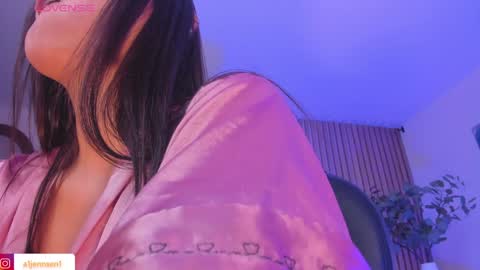 Snapshot of allyjensen chatting on January 24, 2025, 4:49 pm Alisson online show from January 24, 2025, 4:49 pm