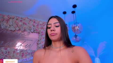 Snapshot of allyjensen chatting on February 3, 2025, 12:57 pm Alisson online show from February 3, 2025, 12:57 pm