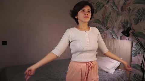 Snapshot of allynstuddard chatting on December 15, 2025, 4:28 am Emily online show from December 15, 2025, 4:28 am