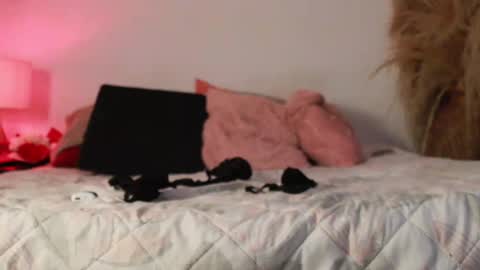 Ally colombiana nice bigBoobs boobs latina online show from October 5, 2025, 12:53 am