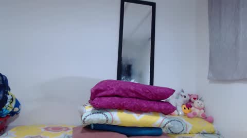 Allysonstonnes online show from November 29, 2025, 11:08 pm