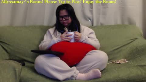 Snapshot of allyssamay chatting on January 1, 2025, 3:34 am Allyssamay online show from January 1, 2025, 3:34 am