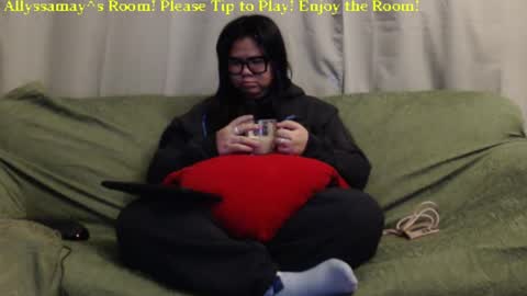 Snapshot of allyssamay chatting on January 13, 2025, 3:23 am Allyssamay online show from January 13, 2025, 3:23 am