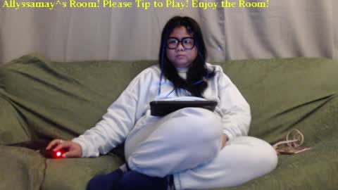 Snapshot of allyssamay chatting on January 18, 2025, 6:24 am Allyssamay online show from January 18, 2025, 6:24 am