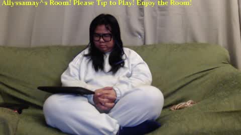 Snapshot of allyssamay chatting on January 19, 2025, 6:09 am Allyssamay online show from January 19, 2025, 6:09 am