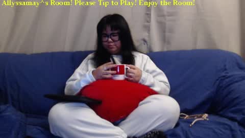 Snapshot of allyssamay chatting on February 2, 2025, 3:43 am Allyssamay online show from February 2, 2025, 3:43 am