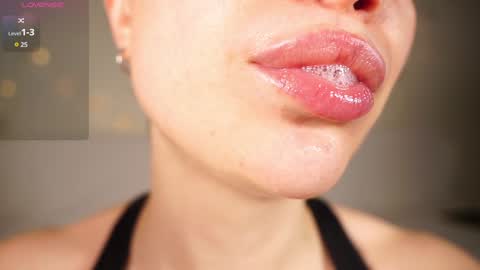 Alma online show from January 10, 2025, 8:26 pm