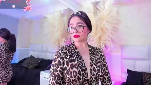 almalopez_ online show from December 13, 2025, 8:36 pm