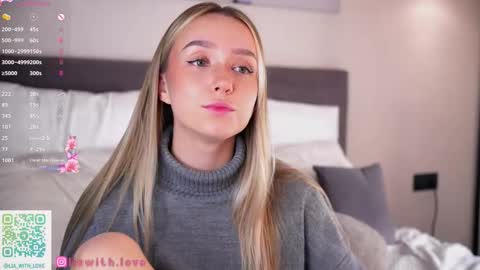 Snapshot of alodiaacomb chatting on September 30, 2025, 1:21 am Lia online show from September 30, 2025, 1:21 am