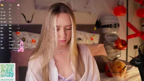 Snapshot of alodiaacomb chatting on October 19, 2025, 3:29 am Lia online show from October 19, 2025, 3:29 am