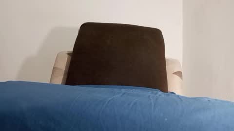 Snapshot of alotofcream chatting on December 18, 2024, 3:47 am alotofcream4u online show from December 18, 2024, 3:47 am