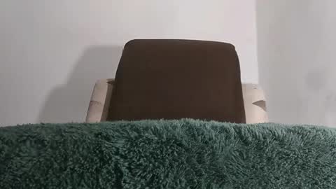 Snapshot of alotofcream chatting on September 27, 2025, 5:12 am alotofcream4u online show from September 27, 2025, 5:12 am