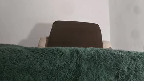 Snapshot of alotofcream chatting on December 3, 2025, 5:37 am alotofcream4u online show from December 3, 2025, 5:37 am