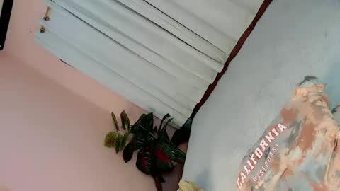 Snapshot of alove_too_last chatting on January 16, 2025, 12:53 pm LEXY online show from January 16, 2025, 12:53 pm