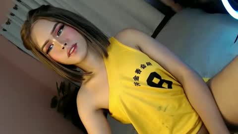 Snapshot of alove_too_last chatting on March 5, 2025, 3:07 pm LEXY online show from March 5, 2025, 3:07 pm