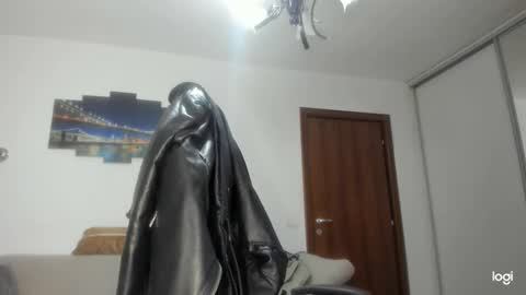 LeatherMaster online show from December 7, 2024, 10:01 am