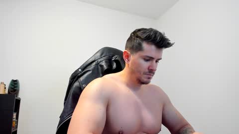 LeatherMaster online show from January 18, 2025, 9:13 am