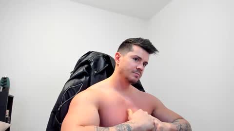 LeatherMaster online show from February 20, 2025, 10:05 am