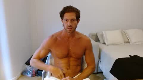 Snapshot of alphahung23 chatting on October 20, 2025, 8:37 am alphahung23 online show from October 20, 2025, 8:37 am