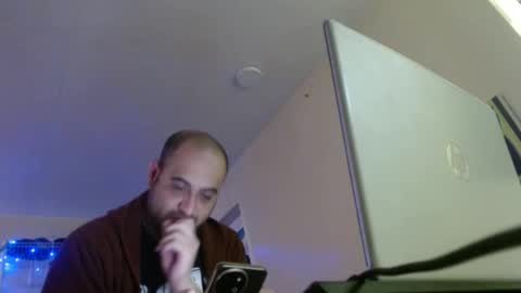 Snapshot of alphaswitchard chatting on December 19, 2024, 9:17 pm ur god online show from December 19, 2024, 9:17 pm