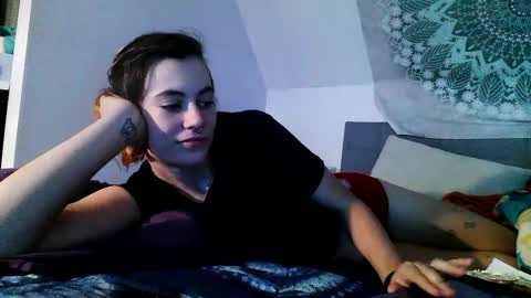 Snapshot of alternativeivy02 chatting on September 16, 2025, 1:23 pm Ivy online show from September 16, 2025, 1:23 pm