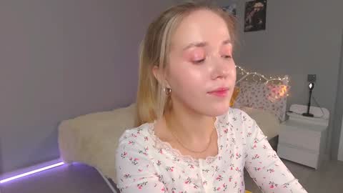 Amelia NEXT STREAM  online show from January 15, 2025, 5:15 pm