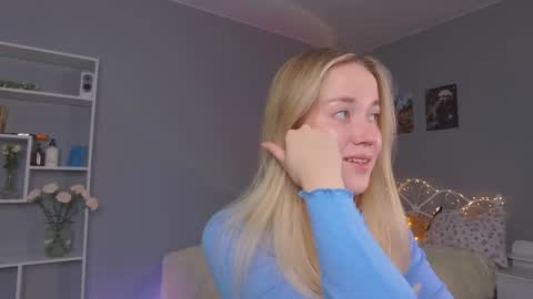 Amelia NEXT STREAM  online show from January 18, 2025, 2:02 pm