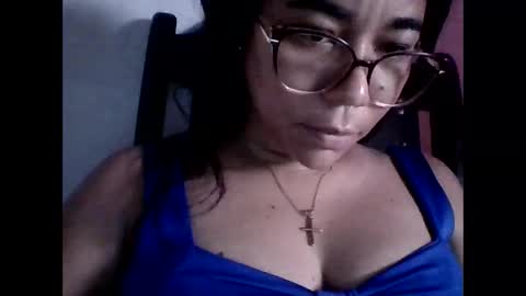 Snapshot of aly826805 chatting on March 6, 2025, 10:58 pm analia online show from March 6, 2025, 10:58 pm