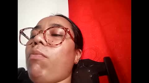 Snapshot of aly826805 chatting on September 13, 2025, 7:24 pm analia online show from September 13, 2025, 7:24 pm