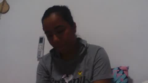 Snapshot of aly826805 chatting on October 18, 2025, 7:58 pm analia online show from October 18, 2025, 7:58 pm