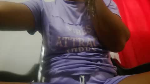 Snapshot of aly826805 chatting on October 19, 2025, 6:19 pm analia online show from October 19, 2025, 6:19 pm