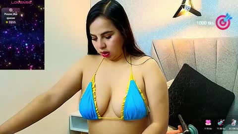   A L Y  online show from November 5, 2025, 11:43 am