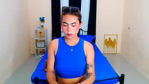 Snapshot of alyannarose chatting on October 5, 2025, 11:41 am alyannarose online show from October 5, 2025, 11:41 am