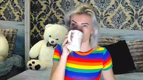 Snapshot of alyblonde chatting on March 1, 2025, 8:23 am aly online show from March 1, 2025, 8:23 am