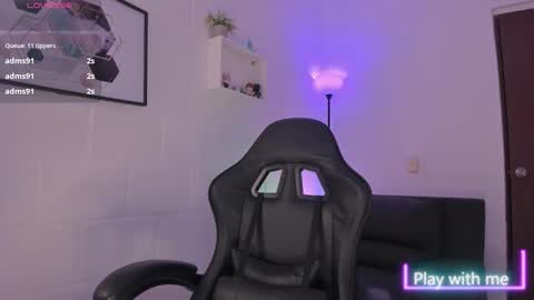 Snapshot of alysonn_conner chatting on November 29, 2025, 9:34 am Alyson online show from November 29, 2025, 9:34 am