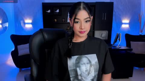 Aly  online show from January 26, 2025, 11:39 am