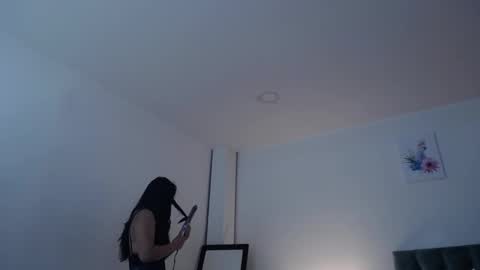 alyssia wolds online show from January 23, 2025, 1:02 pm